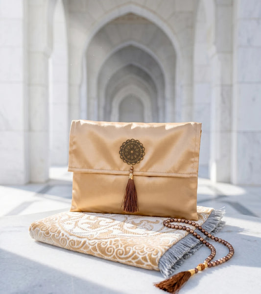 Coffret de prière Or — Tapis chenille, pochette & tasbih